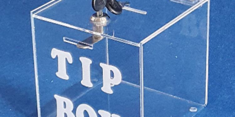 Aydın’da buda oldu bahşiş kutusunu çaldılar