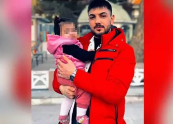 Eğlence mekanındaki bıçaklanan garson öldü