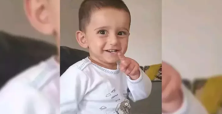 Otomobille geri manevra yaparken 2 yaşındaki yeğenini öldürdü