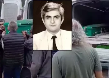 Gazeteci Mehmet Aycan, Aydın'da son yolculuğuna uğurlandı