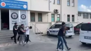 Cami önüne bebek bıraktılar