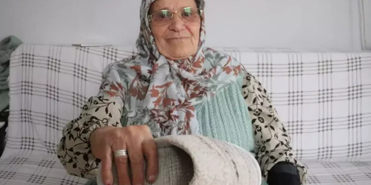 Torununa vurduğu terlik 'silah' sayıldı, 4 yıl 2 ay hapis cezası aldı