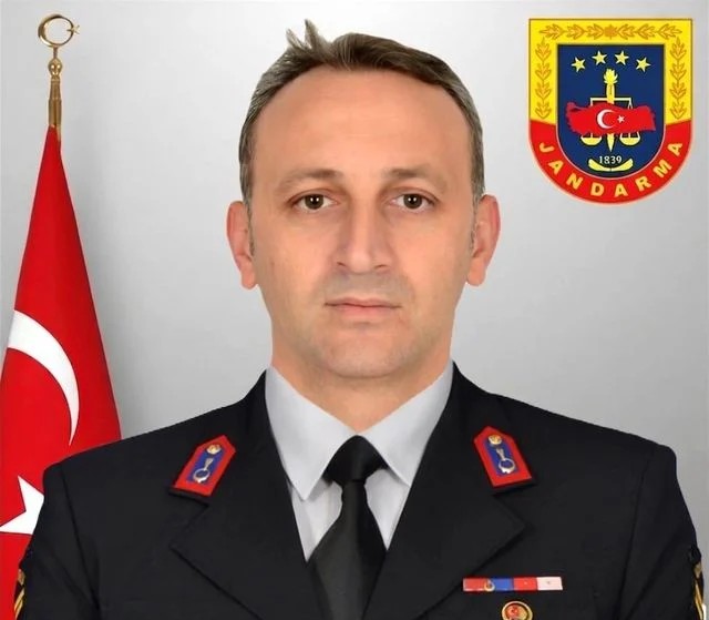 Kavga ihbarına giden jandarma şehit oldu Eskişehir'de meydana gelen silahlı çatışma olayında, iki kız babası Uzman