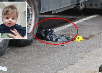 kazada annesinin kucagindan yola savrulan 10 aylik 19777108 4843 amp