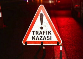 Germencik’te hafif ticari araç motosiklete çarptı: 2 ölü