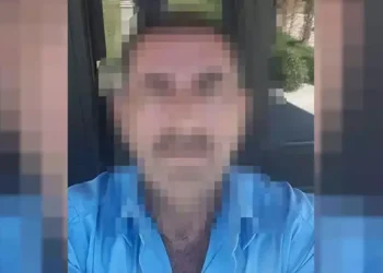 Babasını tabancayla vurup polise teslim oldu
