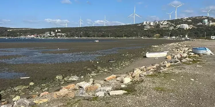 Ege’de deniz çekilmesi devam ediyor