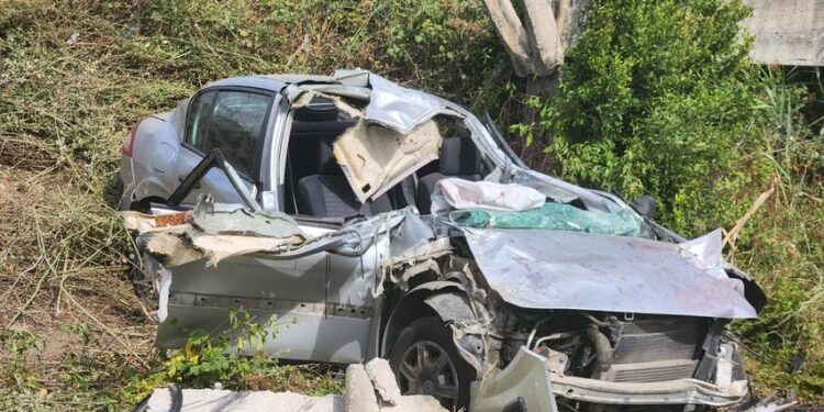 Çine’de otomobil tarlaya uçtu 1 kişi hayatını kaybetti