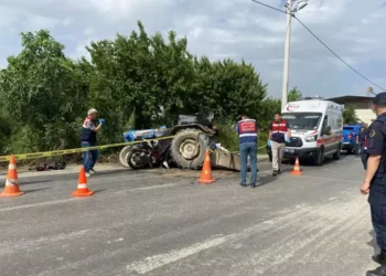 Koçarlı’da traktörle motosiklet çarpıştı; 3 ölü