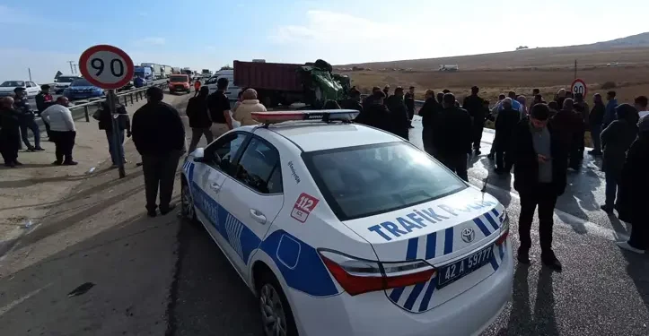 Tanker ile kamyon çarpıştı: 2 ölü