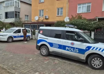 İki kız çocuğu silahla vurulmuş halde ölü bulundu