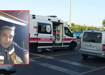 Tutanak tutmak isteyen 2 sürücüye otomobil çarptı