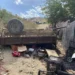 Tarım işçilerini taşıyan traktör devrildi