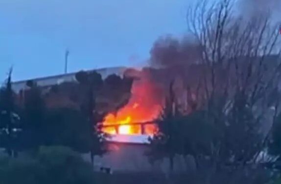 Patlayıcı üretilen fabrikada patlama; 12 ölü, 3 yaralı